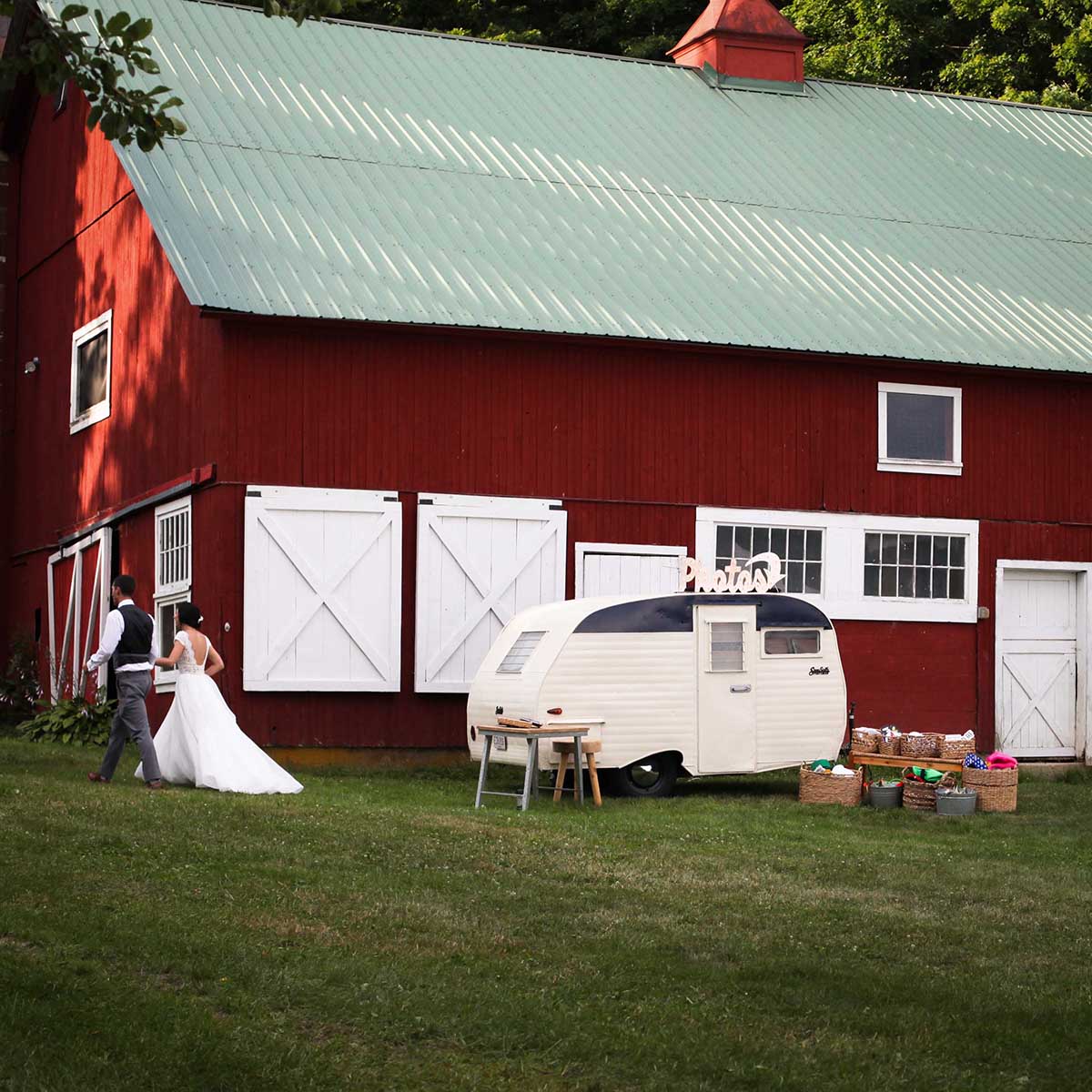 Camper photo booth at a wedding in the berkshires. Holiday Brook Farm Dalton, Massachusetts